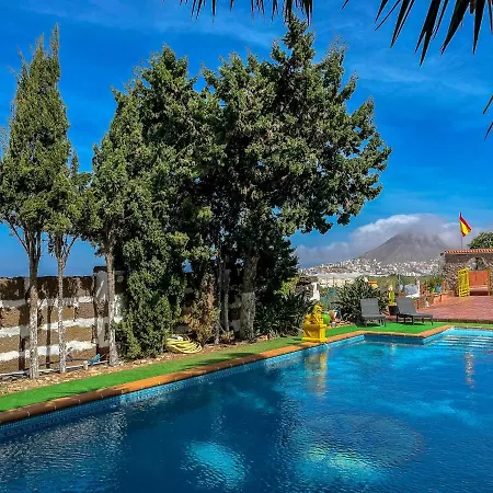 2br House - Private Pool & Terrace Holiday home Galdar