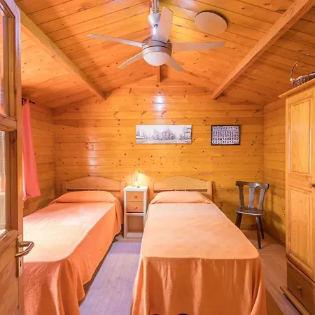 2br House - Private Pool & Terrace Holiday home *