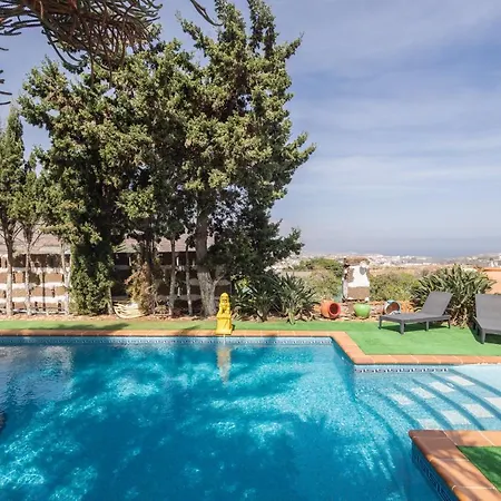 2br House - Private Pool & Terrace